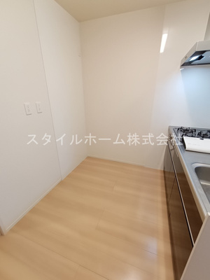 【キッチン】 | シーナリー | 別部屋写真です。