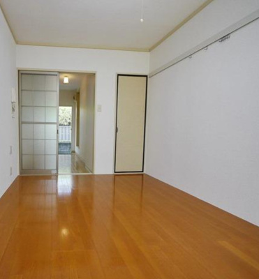 【居間・リビング】 | エミュー東村山