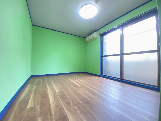 クレインファーストの寝室