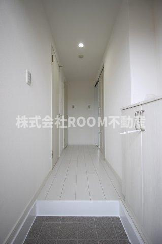 GRANSTAR7の玄関|明るい玄関です