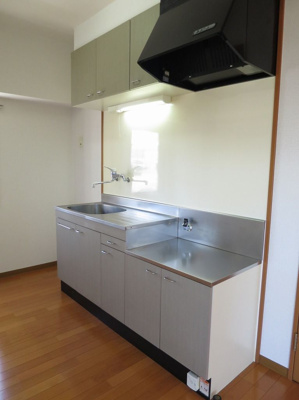 【キッチン】 | リファレンス呉服町 | 別号室の写真になります。現況優先。