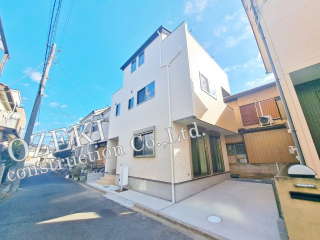 越谷市大沢新築戸建て　収納豊富な間取設計