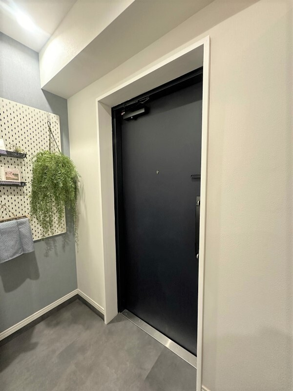 Belleviage Nakayamaの玄関