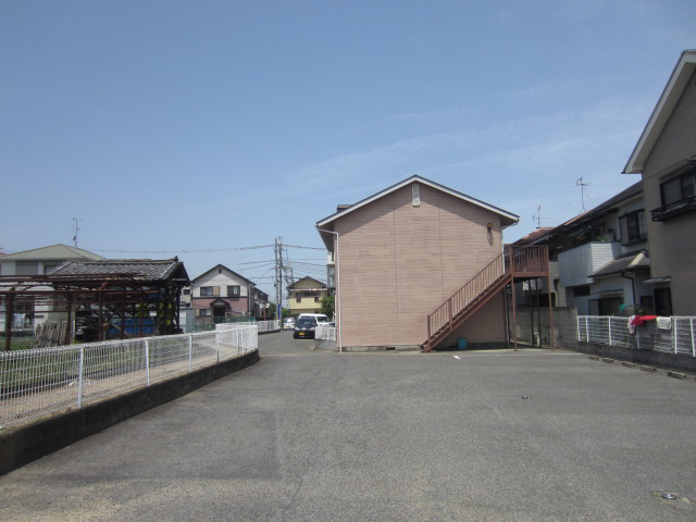 【駐車場】