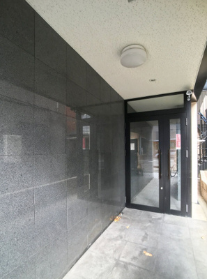 【エントランス】 | ピュア吉塚六番館