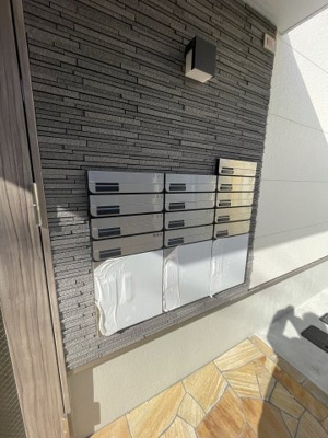 【その他共用部分】 | （仮称）フジパレス豊里四丁目 | 集合ポストと宅配ボックスがあります