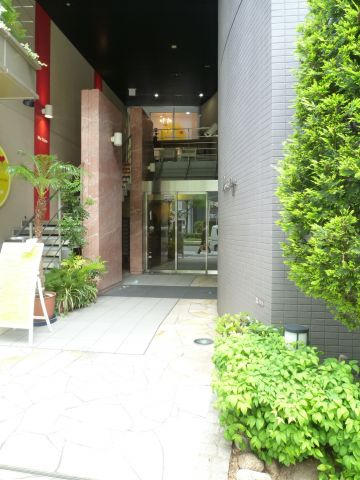堀江アージュのエントランス
