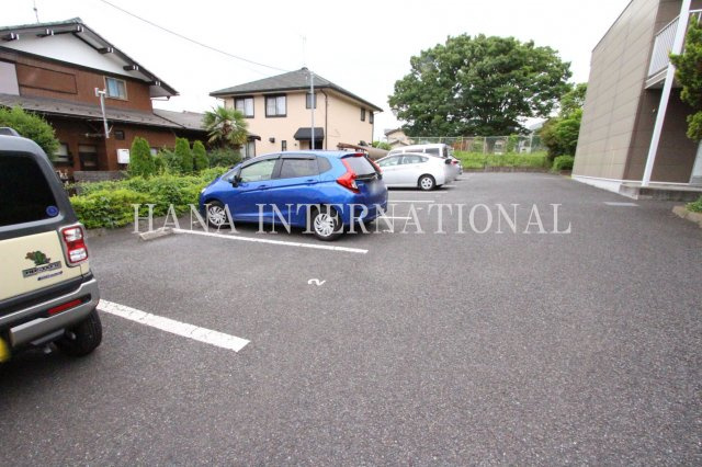 ＣＥＲＥＺＯの駐車場