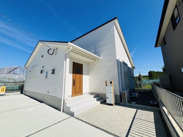 サンコート室岡の外観