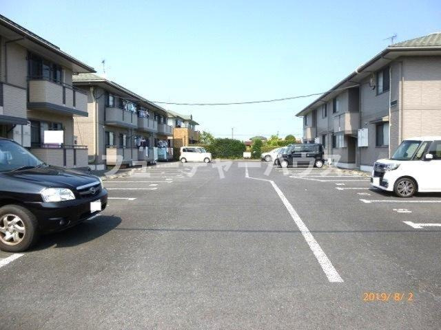 シャインメモリー館　ＡＢＣＤＥの駐車場