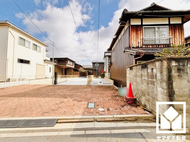 大津市中庄２丁目　1号棟の駐車場