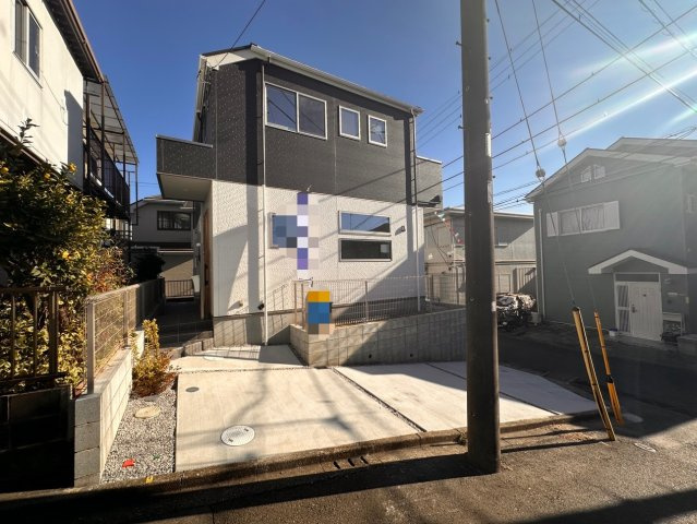 町田市下小山田町　新築1棟　車2台駐車可　小山田南小学校・小山田中学校の外観