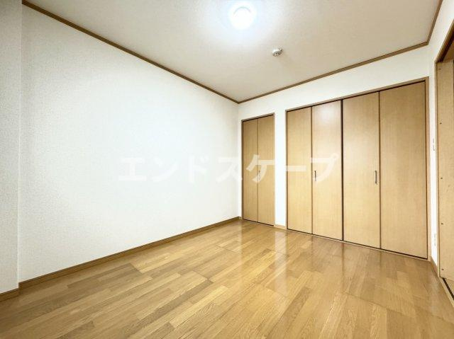 テルーの洋室|高崎、前橋、伊勢崎エリアのお部屋探しはエンドスケープまで！お客様の理想お聞かせ下さい♪