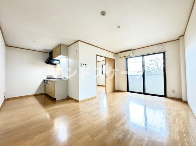 テルーの居間・リビング|高崎、前橋、伊勢崎エリアのお部屋探しはエンドスケープまで！お客様の理想お聞かせ下さい♪