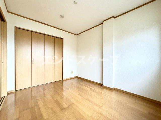 テルーの洋室|高崎、前橋、伊勢崎エリアのお部屋探しはエンドスケープまで！お客様の理想お聞かせ下さい♪