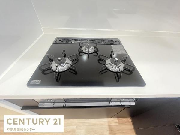 【キッチン】 | グリーンコーポ大正 | 3つ口コンロで料理がしやすくなります！