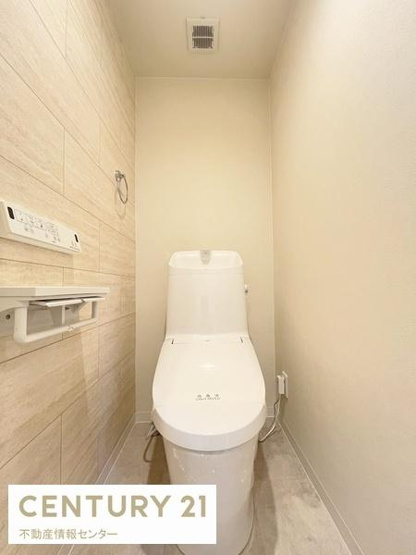 【トイレ】 | グリーンコーポ大正 | 温水洗浄機能付き便座新調！