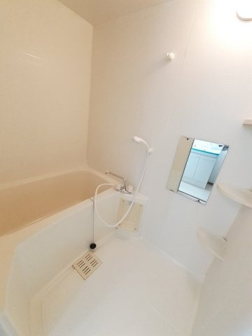 【浴室】 | メゾンセレッソ　Ⅱ | コンパクトで使いやすいお風呂です