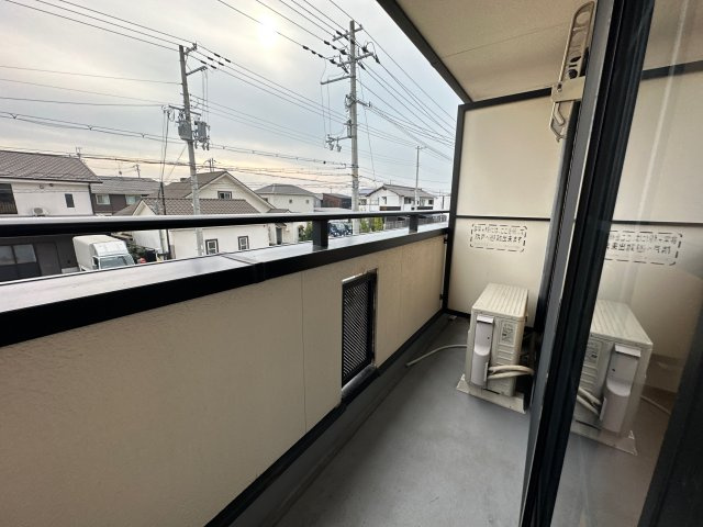 フェアリー鷹取のバルコニー