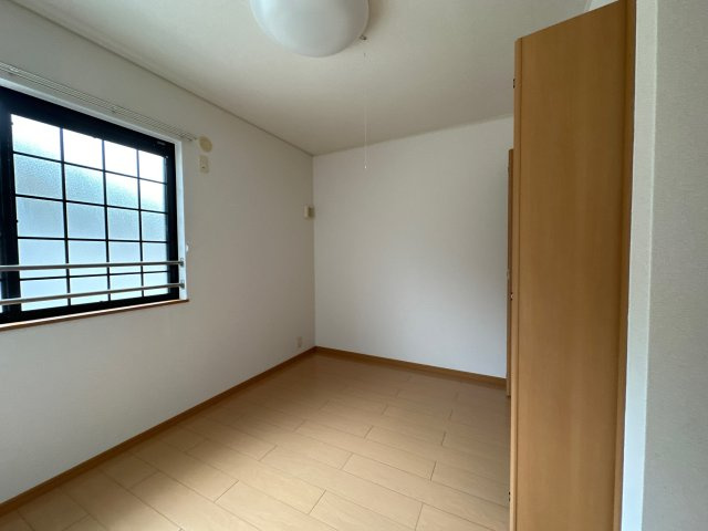フェアリー鷹取の内装