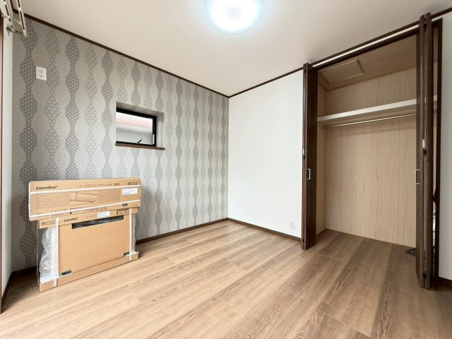 山ノ内中畑町の洋室