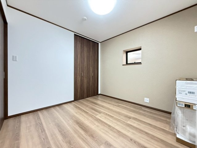 山ノ内中畑町の洋室