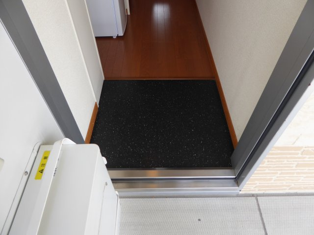 レオパレスＹＡＭＡＤＡの玄関