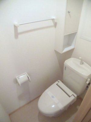 【トイレ】 | アンベル・プリムローズ | 落ち着いた色調のトイレです