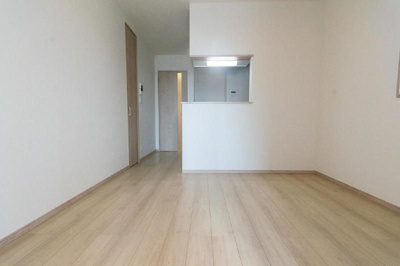 【居間・リビング】 | 仲介手数料半額！HPには初期費用！「プライスホーム」で検索！SMILEAX九産大前