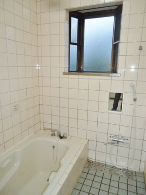 【浴室】 | タウンハウス１