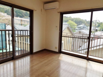 【寝室】 | タウンハウス１