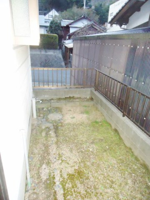 【庭】 | タウンハウス１