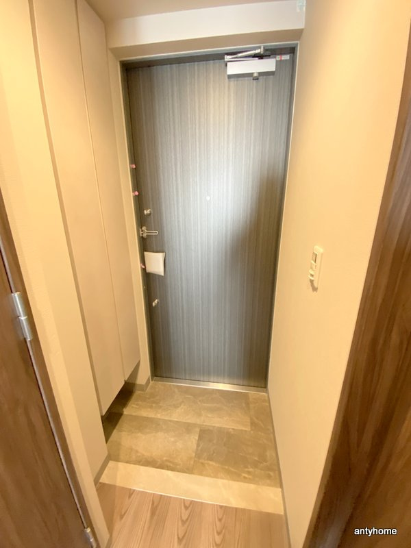 ルフォンプログレ堺筋本町タワーレジデンス　仲介手数料無料の玄関