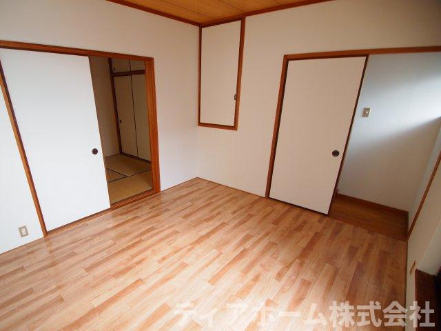 サンコーポ東中の洋室|コンパクトで使いやすい洋室です