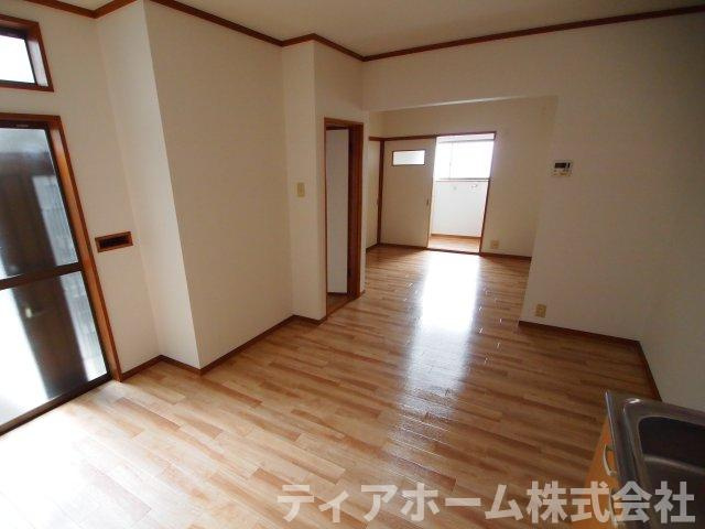 サンコーポ東中の居間・リビング|おしゃれなリビングです