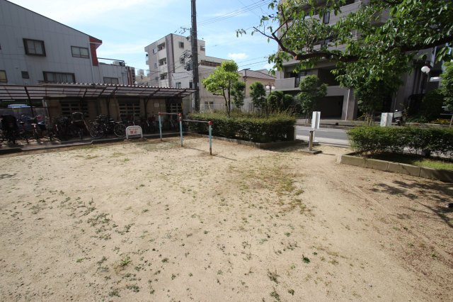 ファミール城東の周辺