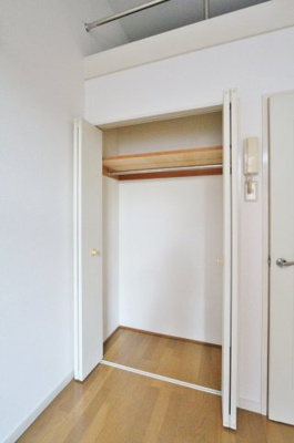 【収納】 | プルミエ弐番館 | 参考写真（同物件別部屋）