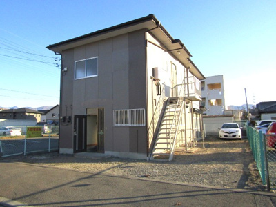 【駐車場】 | 【再生住宅】甲府市大里町 | カースペースがあります