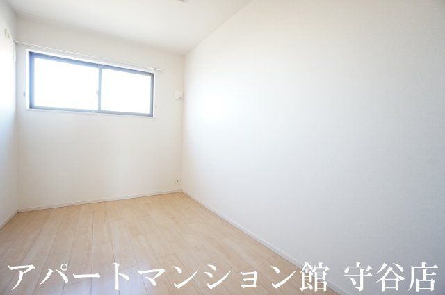 スリーゼの寝室
