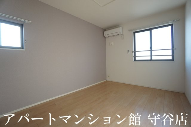 スリーゼの寝室