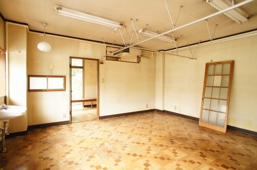 ドミール錦店舗