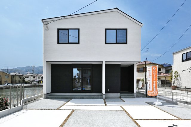 宝塚市御殿山2丁目新築一戸建て｜4LDK｜全6区画の外観|-現地E号地外観写真-