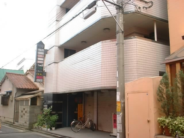 ジョイパレス新大宮P-6の外観