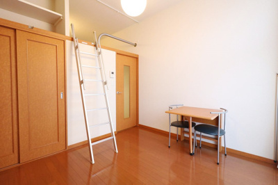 【居間・リビング】 | レオパレス南江口