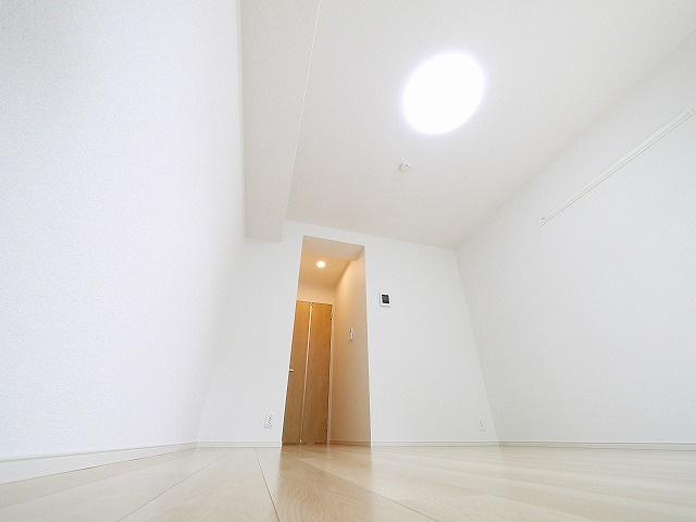 ラ・ステラ学園前の洋室|落ち着いた色調の洋室です