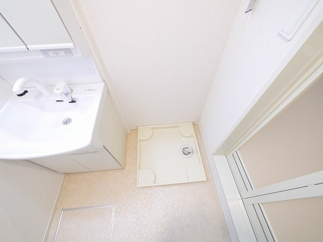 ラ・ステラ学園前の設備|洗濯機置き場です