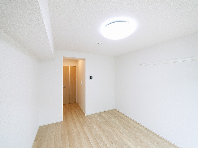 ラ・ステラ学園前の洋室|コンパクトで使いやすい洋室です