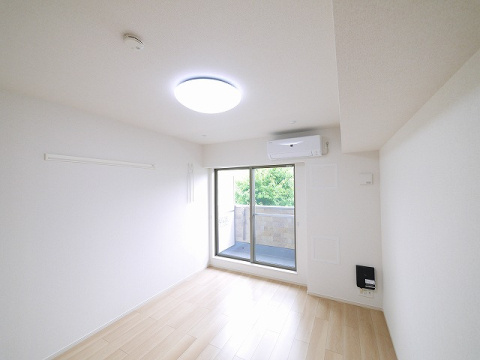 ラ・ステラ学園前の居間・リビング|ゆったりとしたリビングです