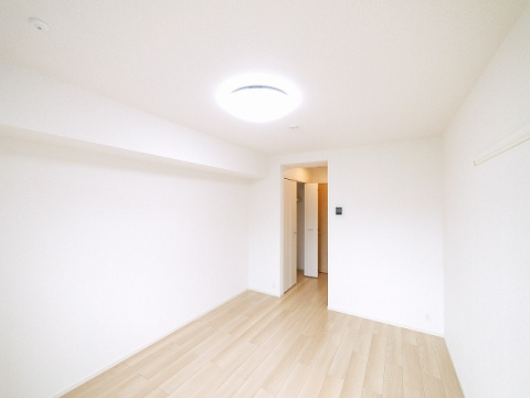 ラ・ステラ学園前の洋室|使い勝手のいい洋室です