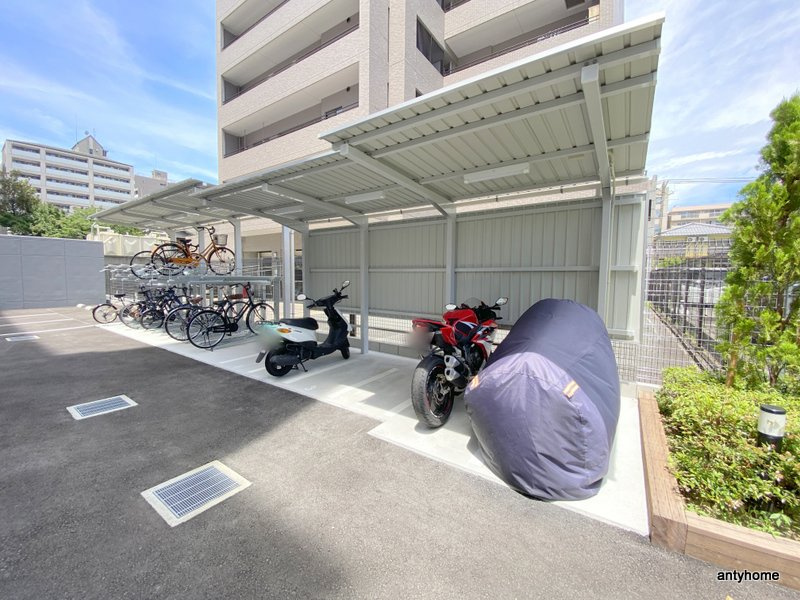 カルム小西3　仲介手数料無料の駐車場